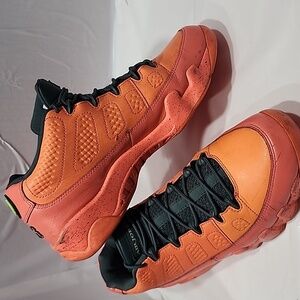 Jordan 9 Retro Low Bright Mango Sz 11 ( 2016 Release)